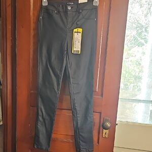 Chic High Rise Black Jeans